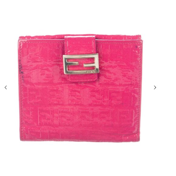 Fendi Zucchino FF Logo Patent Leather Compact Wallet - Picture 1 of 7